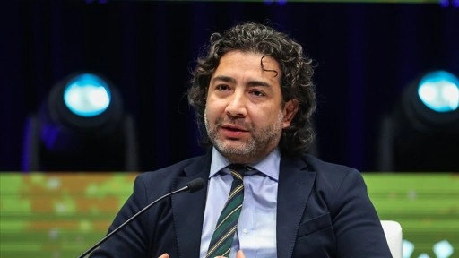 SETA Washington Araştırma Direktörü Kanat'tan "ABD'nin en uzun yirmi yılı" kitab
