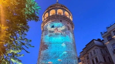 Sıfır Atık Haftası kapsamında Galata Kulesi'nde mapping g&ouml;sterisi yapıldı