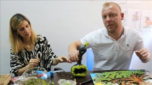 Siirt'teki merkezde özel bireyler ruhsal problemlerini sanatla aşıyor