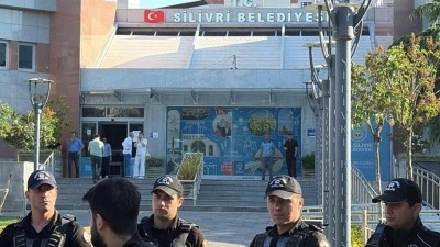 Silivri Belediyesine y&ouml;nelik usuls&uuml;zl&uuml;k soruşturmasında bazı ş&uuml;phelilerin ifadelerine ulaşıldı