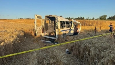 Silivri'de devrilen yolcu minib&uuml;s&uuml;ndeki 2 kişi &ouml;ld&uuml;, 10 kişi yaralandı