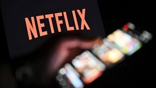 Sinema ve televizyonun yerini alan çevrim içi platformlar, sektörü değişmeye zorluyor