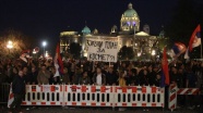 Sırbistan ve Karadağ'da hükümet karşıtı protestolar sürüyor