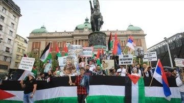 Sırbistan'da Filistin'e destek ve dayanışma gösterisi