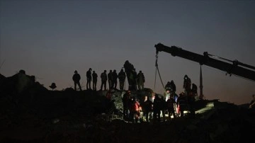 Şirketler depremzedelerin yaralarını sarmak için tek vücut oldu