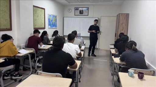 Şırnak Balveren'de eğitimcilerin gönüllü desteğiyle 12 yılda 429 genç üniversiteli oldu