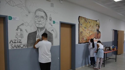Şırnak Silopi'de BİLSEM'in duvarlarına bilim insanlarının portreleri resmedildi