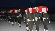 Şırnak'ta şehit askerler için tören