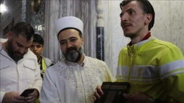 Sırp turist gezmek için geldiği Şanlıurfa'da Müslüman oldu