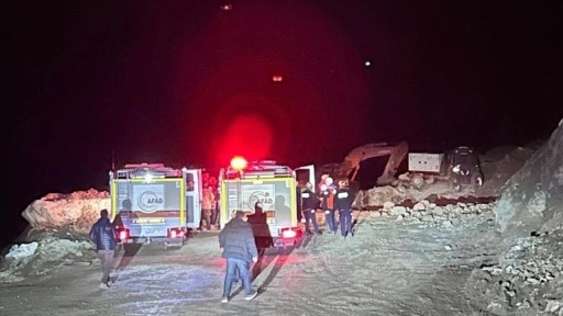Sivas'ta demir madeni ocağında göçük meydana geldi