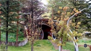 Sivas'ta 'Hobbit Evleri'nin de bulunduğu mesire alanında sonbahar güzelliği