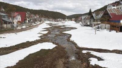 Sivas'taki Eğri&ccedil;imen Yaylası baharın gelişiyle bir başka g&uuml;zelliğe b&uuml;r&uuml;nd&uuml;