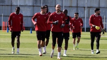Sivasspor, Süper Lig'in 9. haftasında yarın sahasında Kasımpaşa ile karşılaşacak