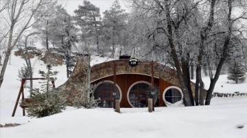 Sivas'taki 'Hobbit Evleri' kar altında güzel görüntü oluşturdu
