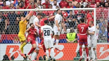 Slovenya ile Sırbistan berabere kaldı