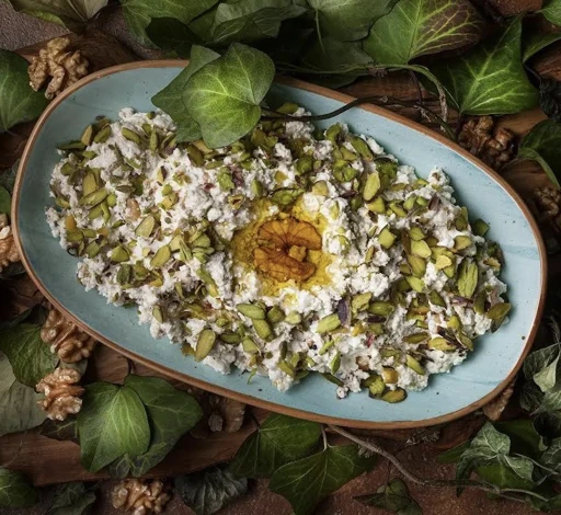 Sofraların Evrensel Dili: Farklı Ülkelerde Yemek Kültürü