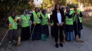 Sokakların temizliği 'kadınlara' emanet