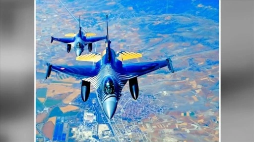 SOLOTÜRK, gösteri uçuşu yapacağı Polonya'ya havada iki yakıt ikmali yaparak ulaştı