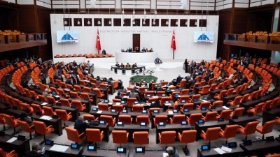 Sosyal medyaya ve doğum iznine y&ouml;nelik d&uuml;zenlemeleri de i&ccedil;eren kanun teklifi TBMM Genel Kurulunda