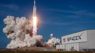 SpaceX'in test ettiği uzay mekiği iniş sırasında patladı