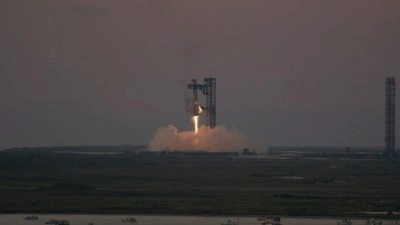 SpaceX, Starship roketiyle 20 uydu fırlattı