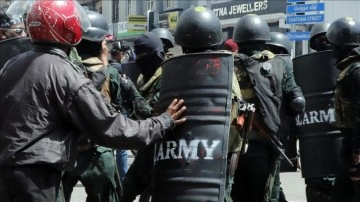 Sri Lanka'da ordu protestolar sırasında ateş açıldığını kabul etti