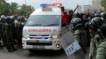 Sri Lanka’da sokağa çıkma yasağı bir gün daha uzatıldı