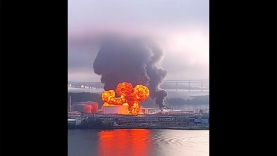St. Petersburg&rsquo;daki petrol terminaline İHA saldırısı d&uuml;zenlendiği bildirildi