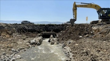 Su taşkınlarında hasara uğrayan D-100 kara yolu Bolu kesiminde çalışma başlatıldı