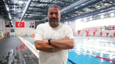 Su topu hakemi Cihan B&uuml;y&uuml;kbur&ccedil; 20. Akdeniz Oyunları'nda d&uuml;d&uuml;k &ccedil;alacak