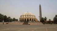 Sudan’da iki Nil&#039;in birleştiği noktadaki Nileyn Camisi farklı mimarisiyle dikkati çekiyor