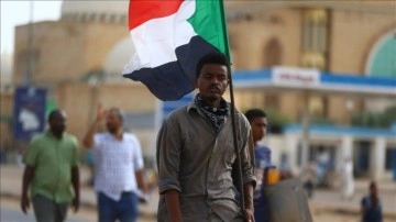 Sudan'da yeni geçiş dönemi için asker ve siviller arasında "temel mutabakat" sağlandı