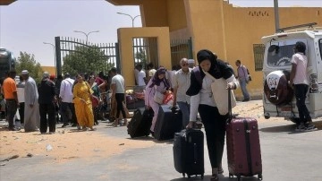 Sudan'daki çatışmalar nedeniyle yaklaşık 4 milyon kişi yerinden oldu