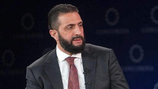 Suriye Cumhurbaşkanı Şara, ABD'li komutanlarla Şam’da basketbol oynadı