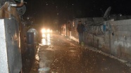 Suriye'deki çadır kentlerde sel çilesi sürüyor