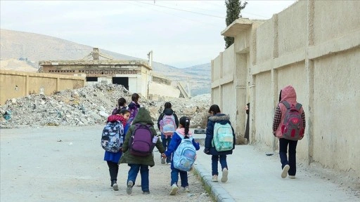 Suriye Eğitim Bakanı: Savaş nedeni ile 2,4 milyon &ccedil;ocuk eğitimden mahrum kaldı