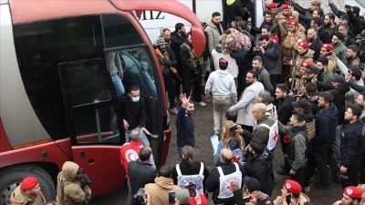 Suriye h&uuml;k&uuml;meti ile S&uuml;veyda'da yasa dışı gruplar arasında esir takası yapıldı