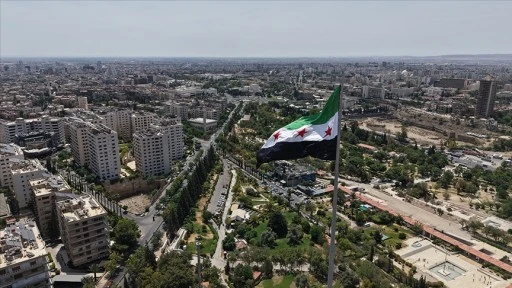 Suriye hükümeti yetkilisi, Şam yönetimi ile PKK/YPG arasındaki süreci değerlendirdi