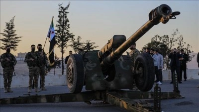 Suriye'nin başkenti Şam&rsquo;da 14 yıl sonra ilk kez ramazan topu atıldı