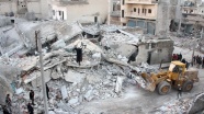 Suriye rejimi sivil yerleşim yerlerini bombaladı