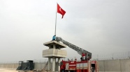 Suriye sınırındaki Türk bayrağının yeri değiştirildi