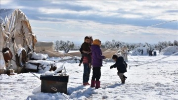 Suriye’de kar ve yağmurdan etkilenen kamplar için 'acil yardım' çağrısı