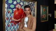 Suriyeli genç ressam yeteneğini üniversite eğitimiyle geliştirmek istiyor