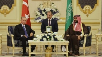 Suudi Arabistan basınında, Erdoğan'ın ziyaretiyle ilgili 'tarihi ilişkiler' vurgusu