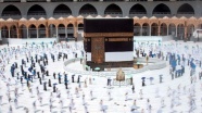 Suudi Arabistan, Ramazanda Kabe&#39;ye kabul edilecek ziyaretçi sayısını artırıyor
