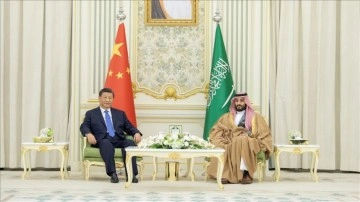 Suudi Arabistan ve Çin "kapsamlı stratejik ortaklık anlaşması" imzaladı