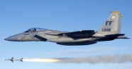 Suudi savaş uçakları Yemen’i bombaladı: 25 ölü