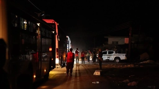 Süveyda'dan 200 kişi daha tahliye edildi