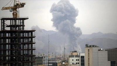 Tahran&rsquo;da art arda şiddetli patlamalar meydana geliyor