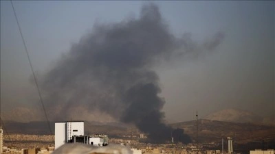 Tahran&rsquo;da hava savunma sistemleri faaliyete ge&ccedil;ti, patlama sesleri duyuldu